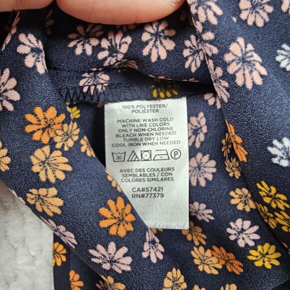 Loft Shirt Womens XS Petite Tank Top Navy Floral Print - Picture 5 of 7